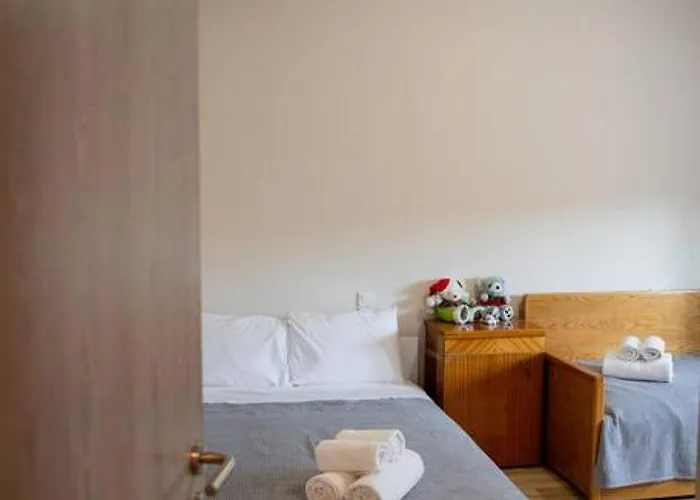 Betty's 4 Seasons In