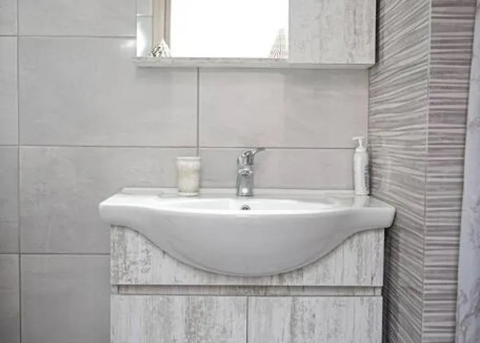 Vakantiehuis Betty's 4 Seasons In *